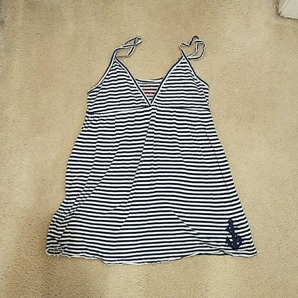 🍍PINK VS Navy and White Striped Tank Size